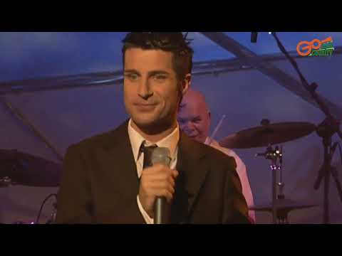 John McNicholl sings Even Cowgirls Get the Blues