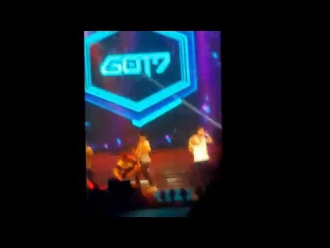 [FANCAM] 141213 JJ Project ft  2PM Taecyeon Junho - Bounce @ One Mic in Bangkok