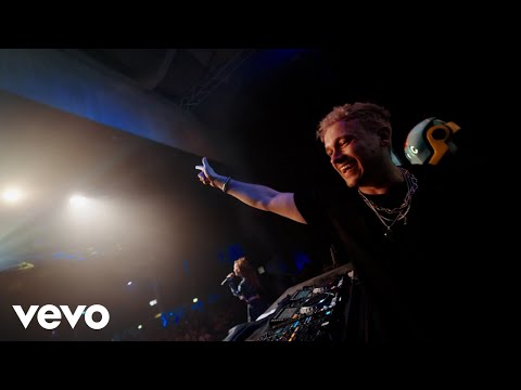 Twisted Harmonies, Fabian Farell - Alone & Solo (Festival Mix) (Official Lyric Video) ft. Luna Isa