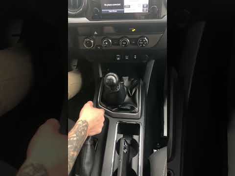 How to drive a six speed manual