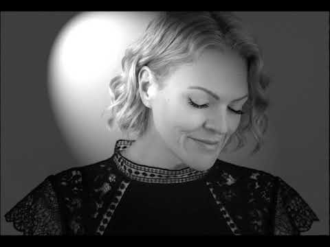 DARIA HODNIK -  DOĐE MI DA VRISNEM TVOJE IME  (integralna verzija)