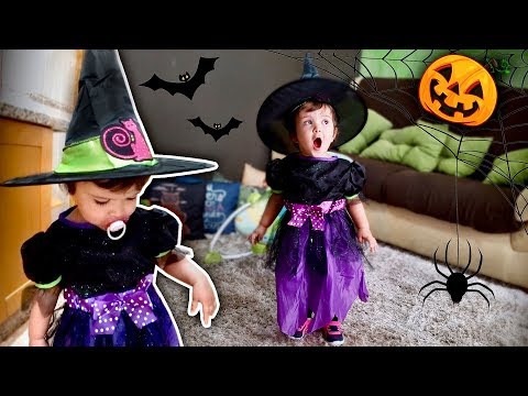 HALLOWEEN 2018: WITCH COSTUME FOR KIDS!! 🎃Laura Fun Prentend Play