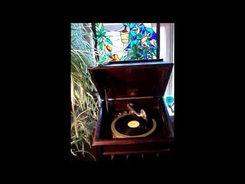 Gavotte (from "Mignon") (A. Thomas) (Arranged by Ardon Cornwell) RCA Victor Orchestra Ardon Cornwell