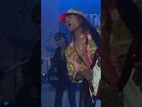 'Living For Tomorrow' at Goldene Europa 1992 | Scorpions