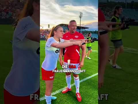 Das passiert wenn Frauen gegen Männer Fußball spielen🤯 #sportnewshq #fussball #unfairsports