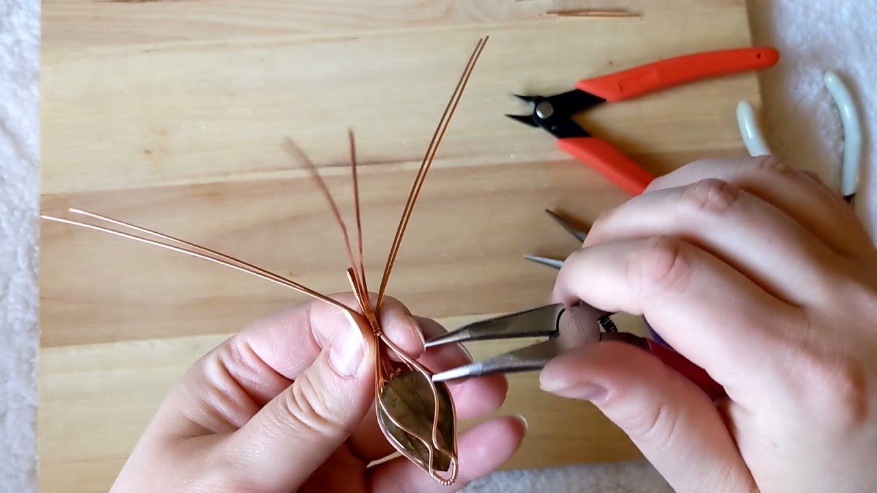 Simple Wire Wrapped Gemstone Pendant - Tutorial
