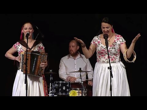 Lenka a Evka BACMAŇÁKOVÉ - ZBOJNÁ - Borievka
