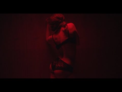 Ektor - Prázdnej sex (OFFICIAL VIDEO) prod. Special Beatz