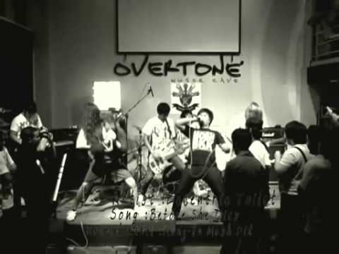 Eccentric Toilet - Before She Dies  live in M.A.d.S Demo