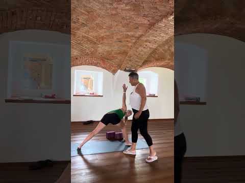 2023-07-10 Gedrehtes Dreieck, Gedrehter seitlicher Winkel￼ (Adjustment)