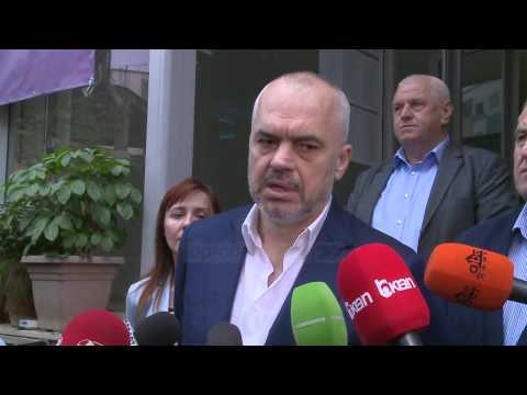 Referendumi i PS, mbyllet votimi - Top Channel Albania - News - Lajme