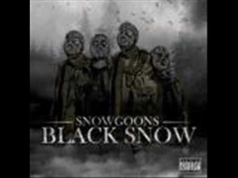 Snowgoons-The Curse-feat._king_magnetic_charon_don_and_reef_the_lost_cauze)-Black Snow