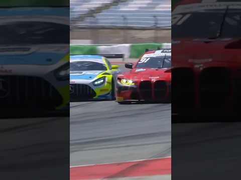 Two BRILLIANT moves and one great battle! 💪