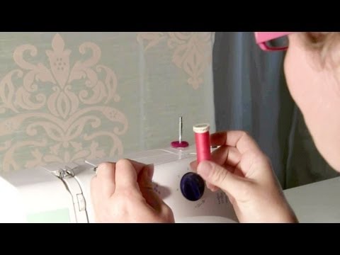 Learn to sew with Claudia #01 * Threading the upper thread
