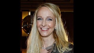 Er Schenkte Mir Den Eiffelturm  -   Kristina Bach 1993