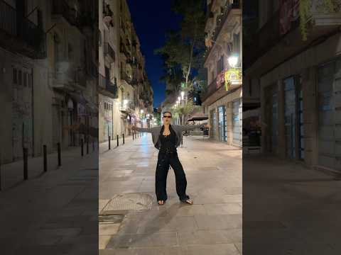 #JIHYO in Barcelona🧡🏧 #TWICE #트와이스 #지효