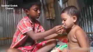 Download lagu Sholawat Nabi yang Bikin MENANGIS dengan klip KISAH ANAK YATIM mp3