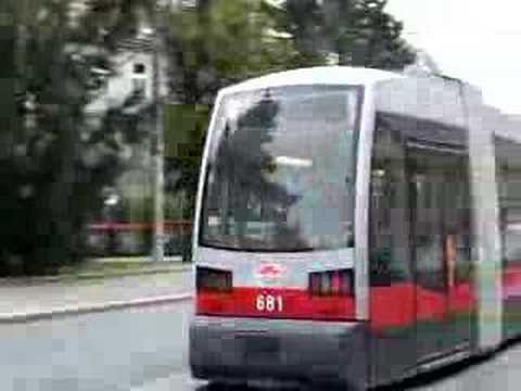 Ulf tram in Vienna (Wien) - Wiener Linien - Straßenbahn