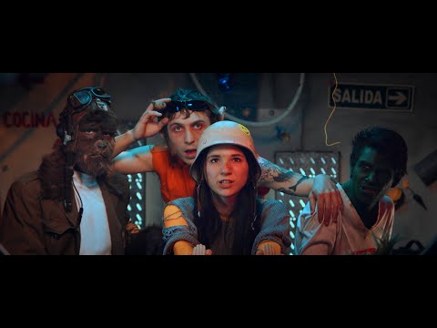 Mora y los metegoles en el mundo de los cielos (Video Oficial)