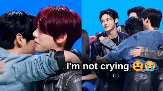 Download lagu ZEROBASEONE and AND2BLE OT9 Reunion Leaves Fans in Tears 😭 mp3 Download lagu ZEROBASEONE and AND2BLE OT9 Reunion Leaves Fans in Tears 😭 mp3