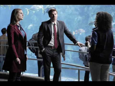 Bones 5x18 The predator in the pool promotional photos