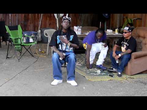 Luni Coleone grindin