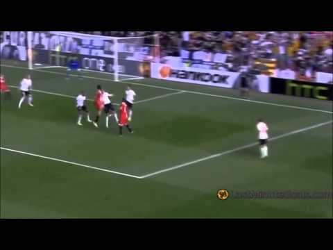 Reacción valencianista al gol de Mbia.