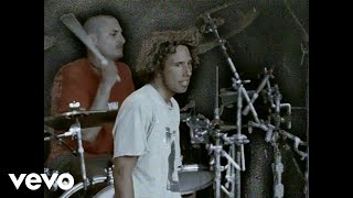 Rage Against The Machine - Bulls On Parade (Official Music Video)