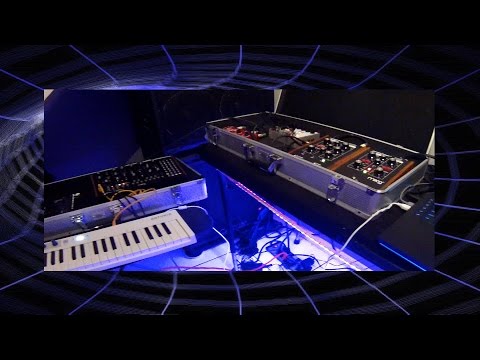 Sunday Night Synthesis S01E03 - My Modular Synthe Setup Part 1