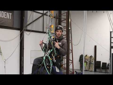 Rescue of a casualty stuck on knots, Level 3