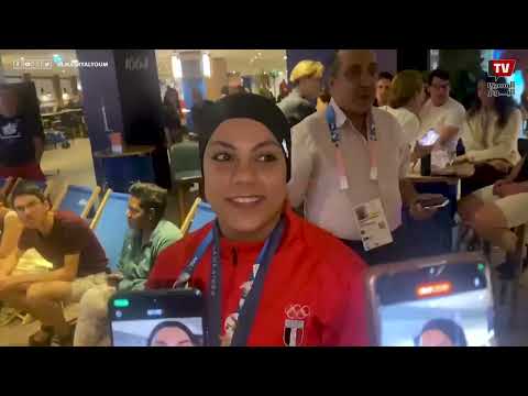 احتفالات وزير الرياضة مع أحمد الجندي وسارة سمير بعد تتويجهما بالذهبية والفضية