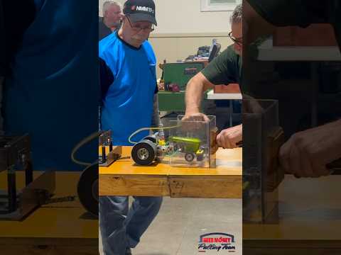 Crazy John Deere on NITRO!! #tractorpulling