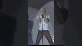 @EnriqueIglesias performing, “Love 4 Fun” live in 2002#EnriqueIglesias