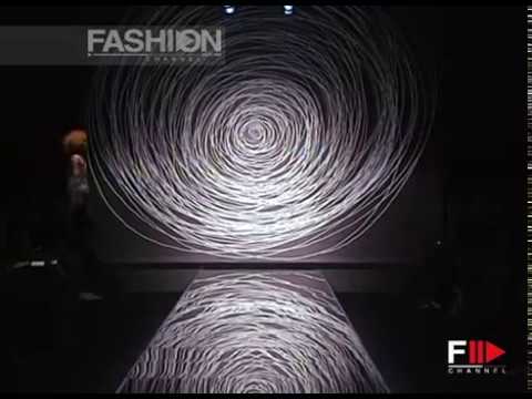 "Extè" Autumn Winter 2003 2004 Milan 3 of 3 Pret a Porter Woman by FashionChannel