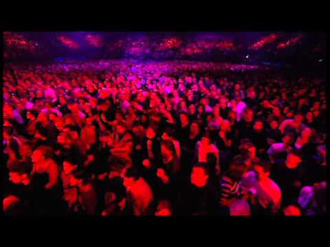 Videoclip de Present Arms — UB40