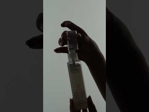 Giovanni Blow Dray Spray Used On-Set to Protect Hair