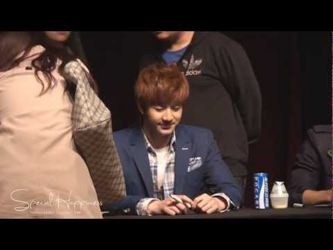 120415대전팬싸인회_뿌잉뿌잉시동걸기♥