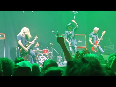 CoreLeoni - Like It Or Not - Live @ Hallenstadion Zürich - 3.7.25
