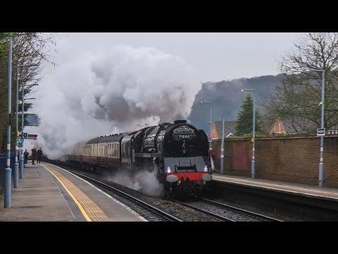 (71000) The Duke Charges Through The Chiltern Hills !