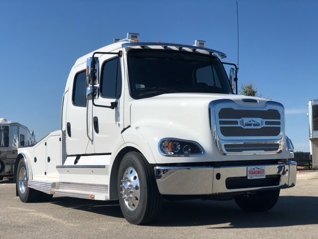 Preview image of 2021 Freightliner M2 112 Summit Hauler youtube video