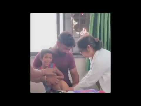 How to inject intramuscular injection on hips painful crying baby girl 😖😣😩😣😭