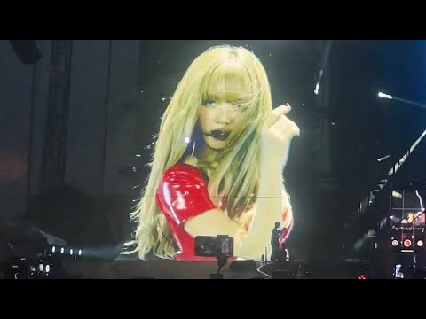 Thunder+FUTW - LISA’s solo at the DEADLINE WORLD TOUR in Milan 6/08/2025❤️