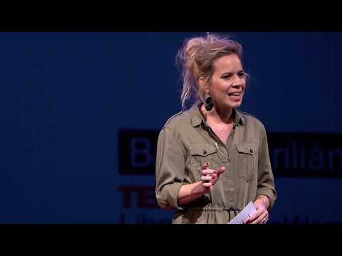 Nem zenészként zenész életet élni | Adrienn Nagy | TEDxLibertyBridgeWomen