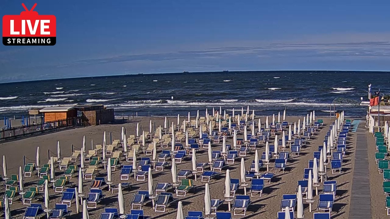 Live webcam view of Bagni Miki Beach, Sottomarina