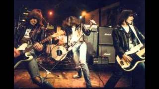 Ramones - Lets Dance - LIVE 8/12/76 ROXY