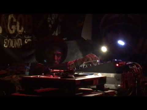 Jah Shaka play Culture Freeman/Empress Shema-Brimstone & Thunder@Reggaebus  (31-8-2018)