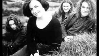 The Cranberries - Go Your Own Way  - Lyrics