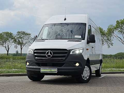 Mercedes-Benz Sprinter video miniatura
