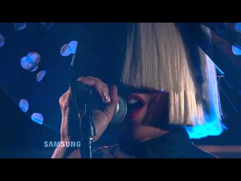 Sia Performs 'Bird Set Free'