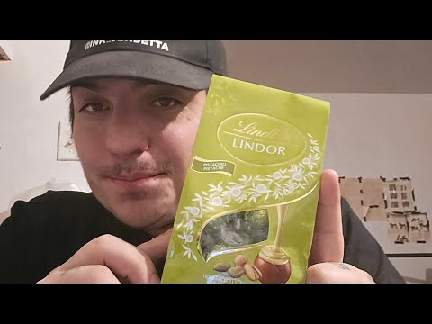 lindt pistachio chocolate